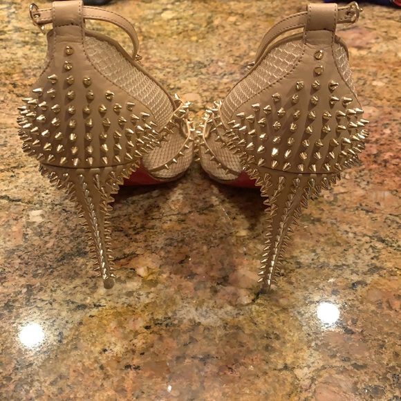 Christian Louboutin Gold Alarc Mini Spike Mesh - Picture 5 of 5